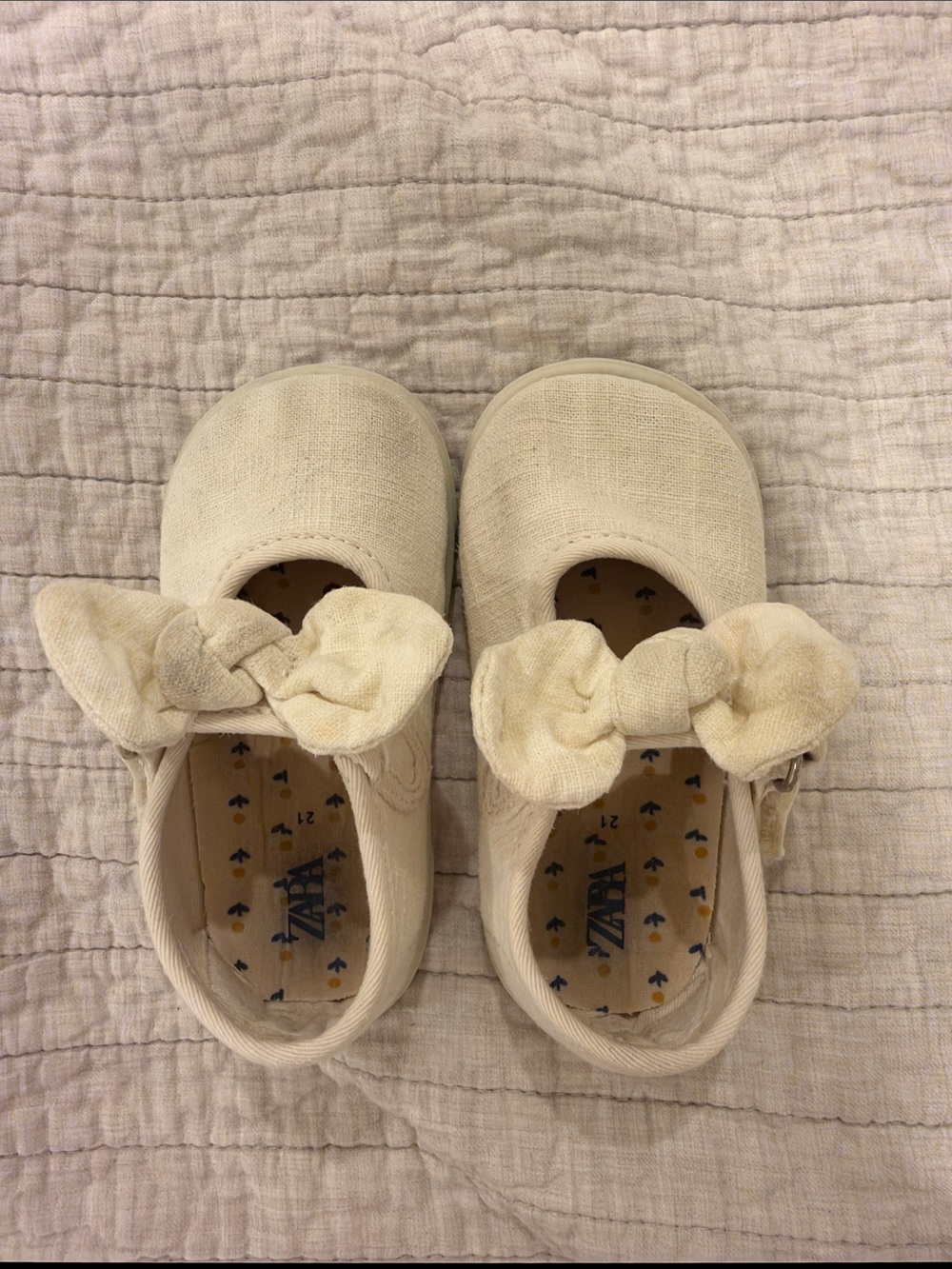 Zara Cream Bow Mary Jane Baby Shoes